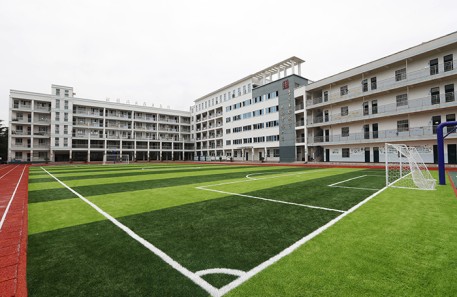 人造草坪球場